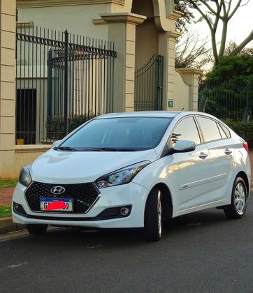 HYUNDAI HB20S 1.6 COMFORT PLUS 16V FLEX 4P MANUAL HYUNDAI HB20S 1.6 COMFORT PLUS 16V FLEX 4P MANUAL